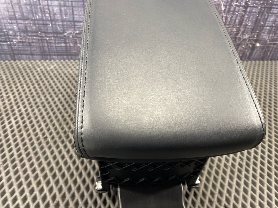 Подлокотник, 8360 рублей, Красноярск