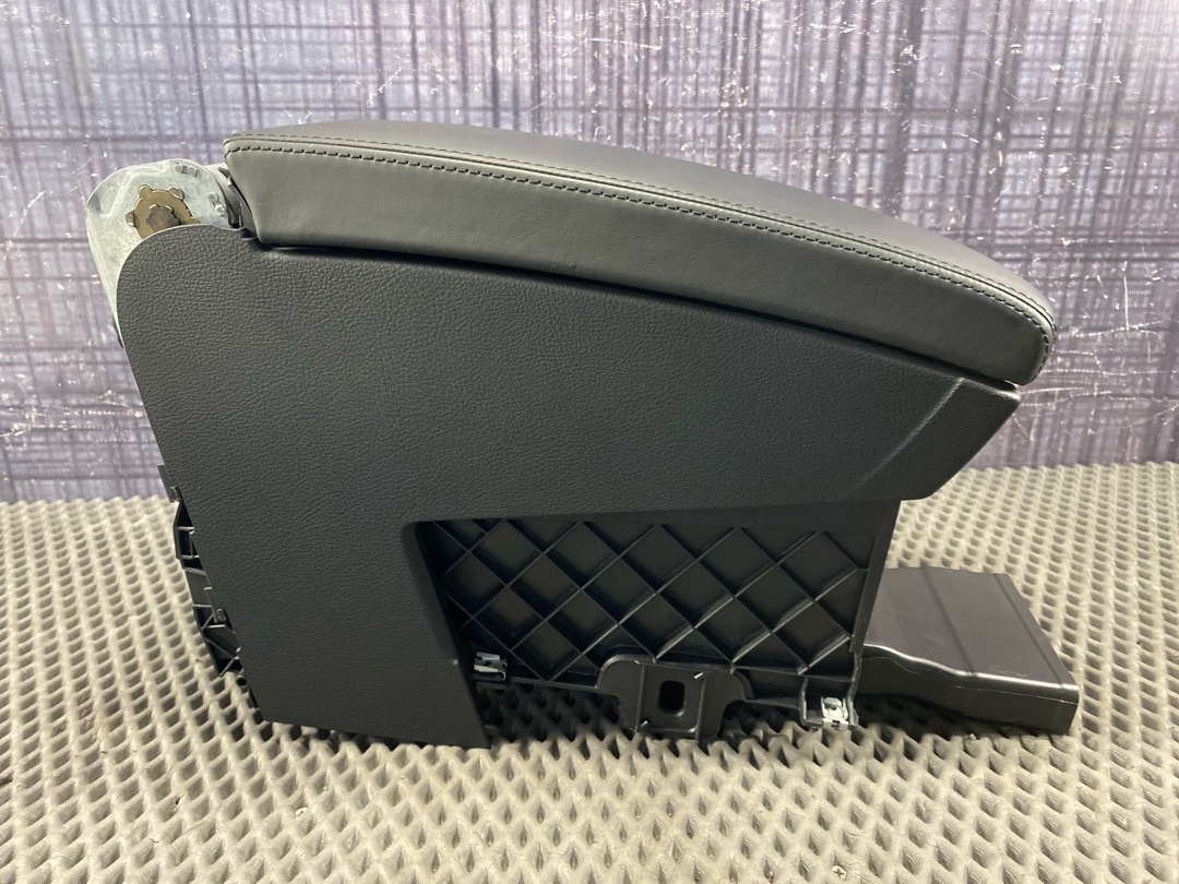 Подлокотник, 8360 рублей, Красноярск