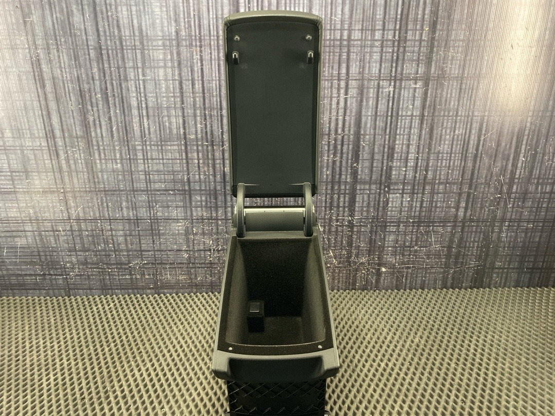 Подлокотник, 8360 рублей, Красноярск