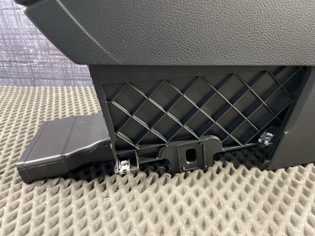 Подлокотник, 8360 рублей, Красноярск