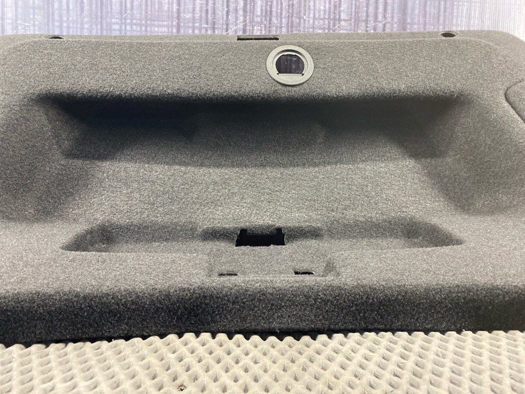 Обшивка крышки багажника, 1940 рублей, Красноярск