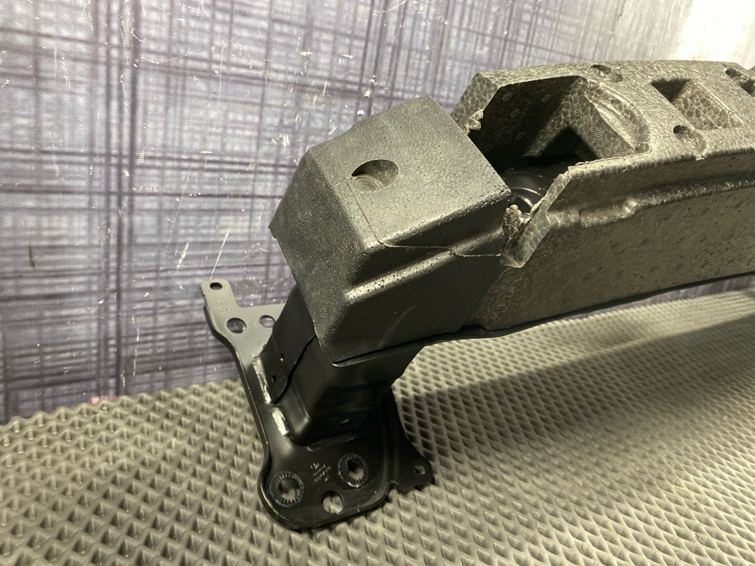 Усилитель бампера, 9960 рублей, Красноярск