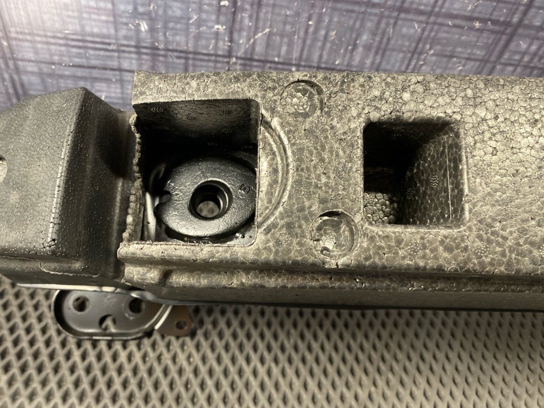 Усилитель бампера, 9960 рублей, Красноярск