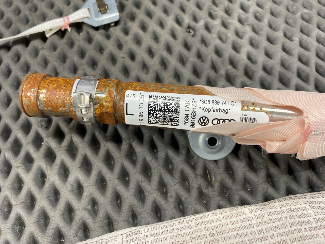 Подушка безопасности, 2420 рублей, Красноярск