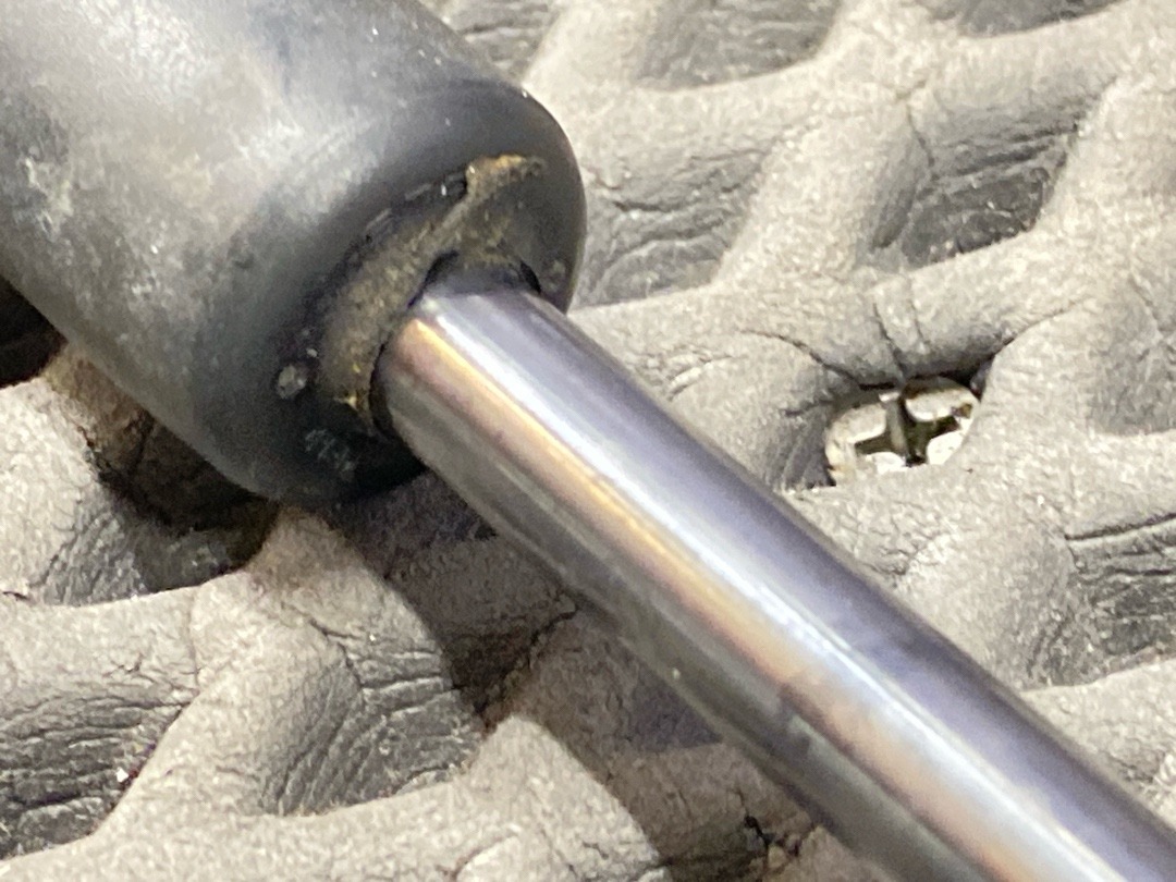 Амортизатор капота, 890 рублей, Красноярск