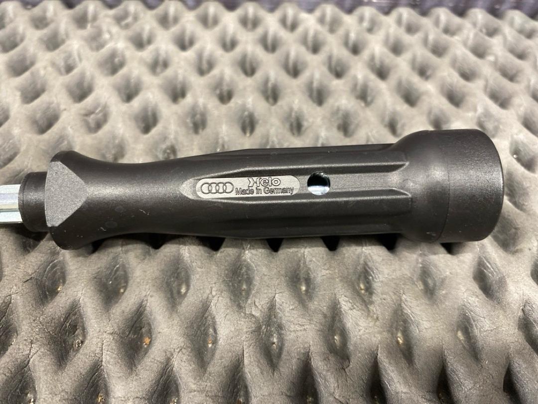 Отвертка, 720 рублей, Красноярск