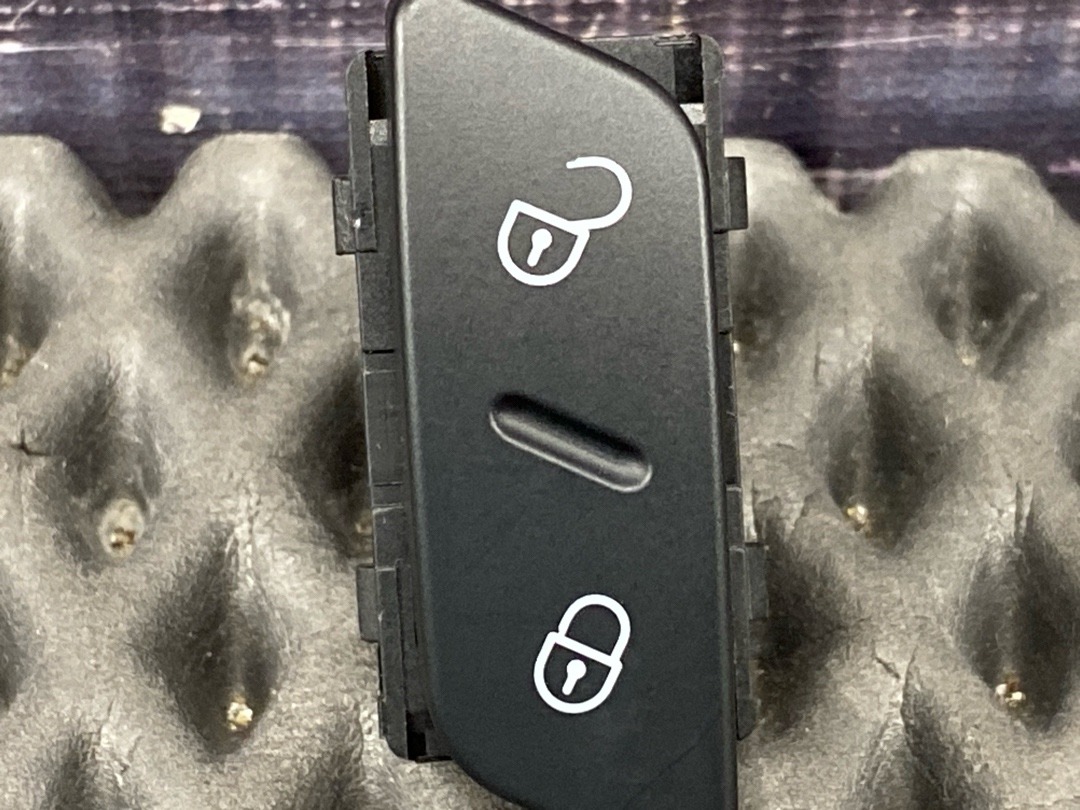 Кнопка центрального замка, 570 рублей, Красноярск