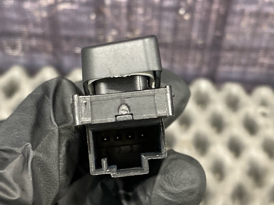 Кнопка центрального замка, 570 рублей, Красноярск