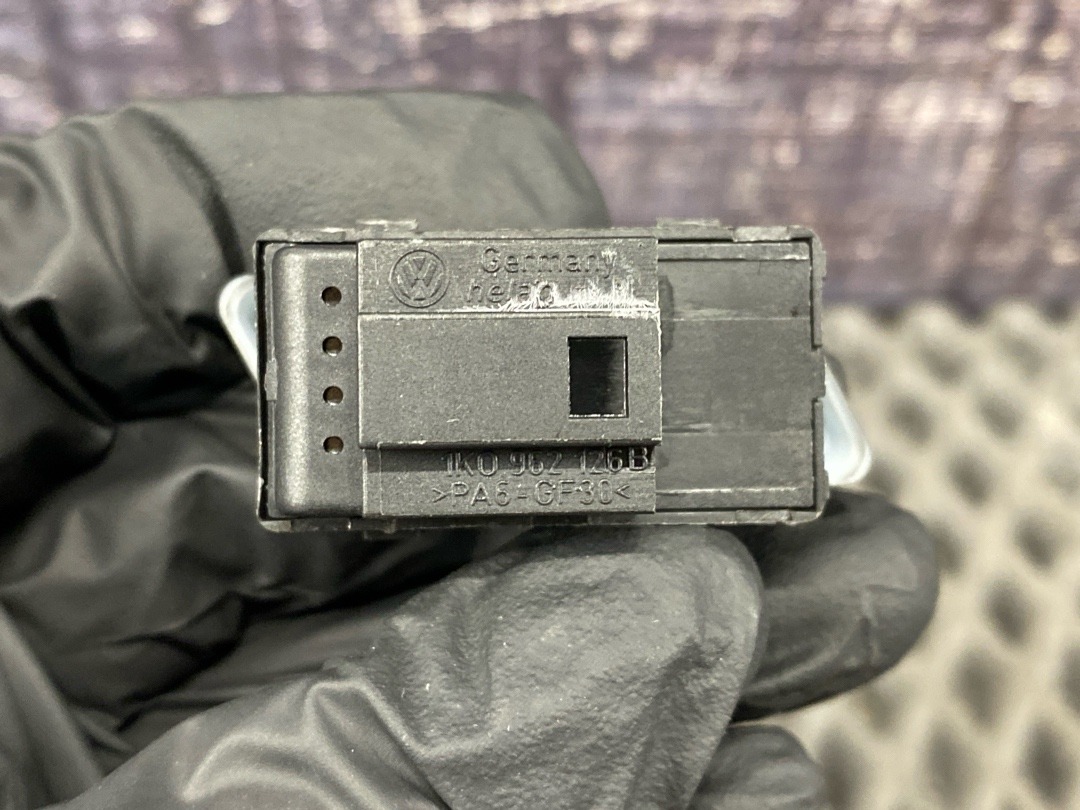 Кнопка центрального замка, 570 рублей, Красноярск