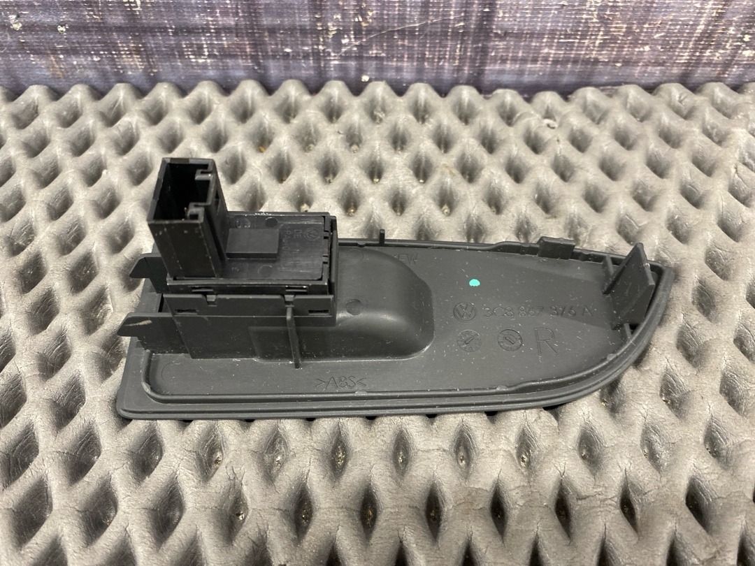 Кнопка стеклоподъемника, 890 рублей, Красноярск