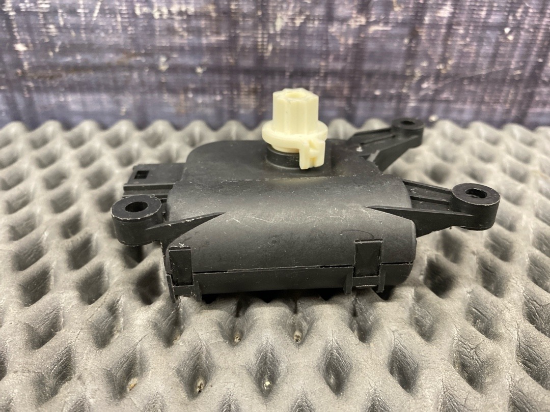 Мотор заслонки печки, 1250 рублей, Красноярск