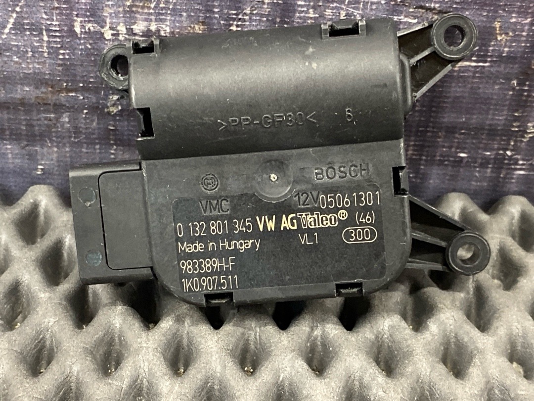 Мотор заслонки печки, 1250 рублей, Красноярск