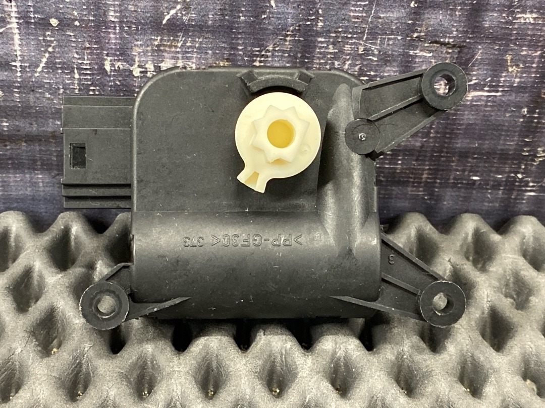 Мотор заслонки печки, 1250 рублей, Красноярск