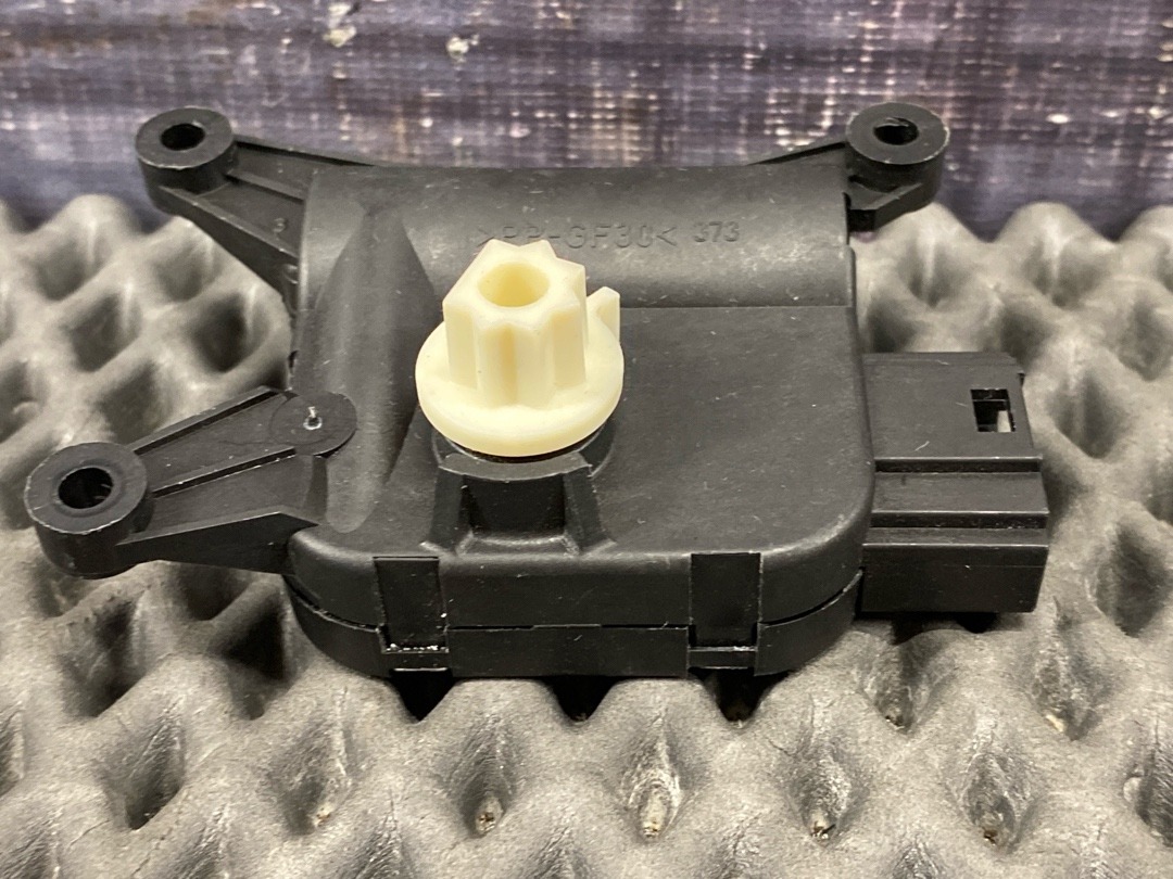 Мотор заслонки печки, 1250 рублей, Красноярск