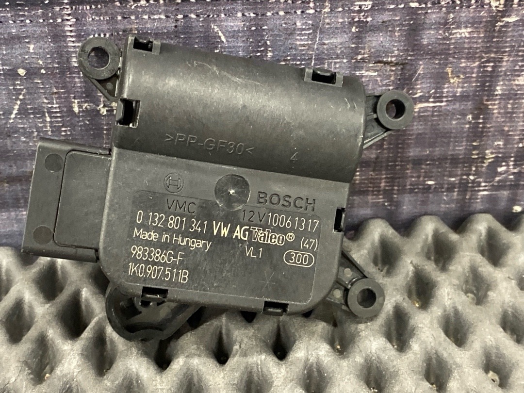 Мотор заслонки печки, 1470 рублей, Красноярск