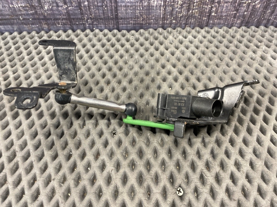 Датчик уровня подвески, 4410 рублей, Красноярск