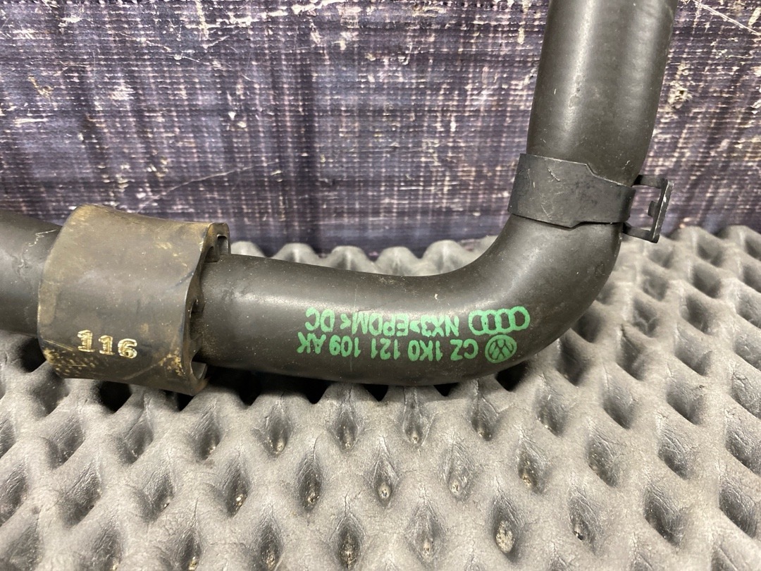 Шланг системы охлаждения, 840 рублей, Красноярск