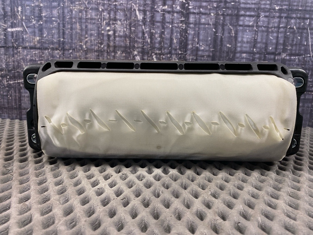 Подушка безопасности, 5050 рублей, Красноярск