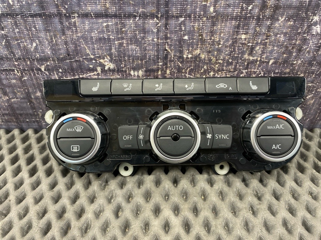 Блок управления климат-контролем, 8620 рублей, Красноярск