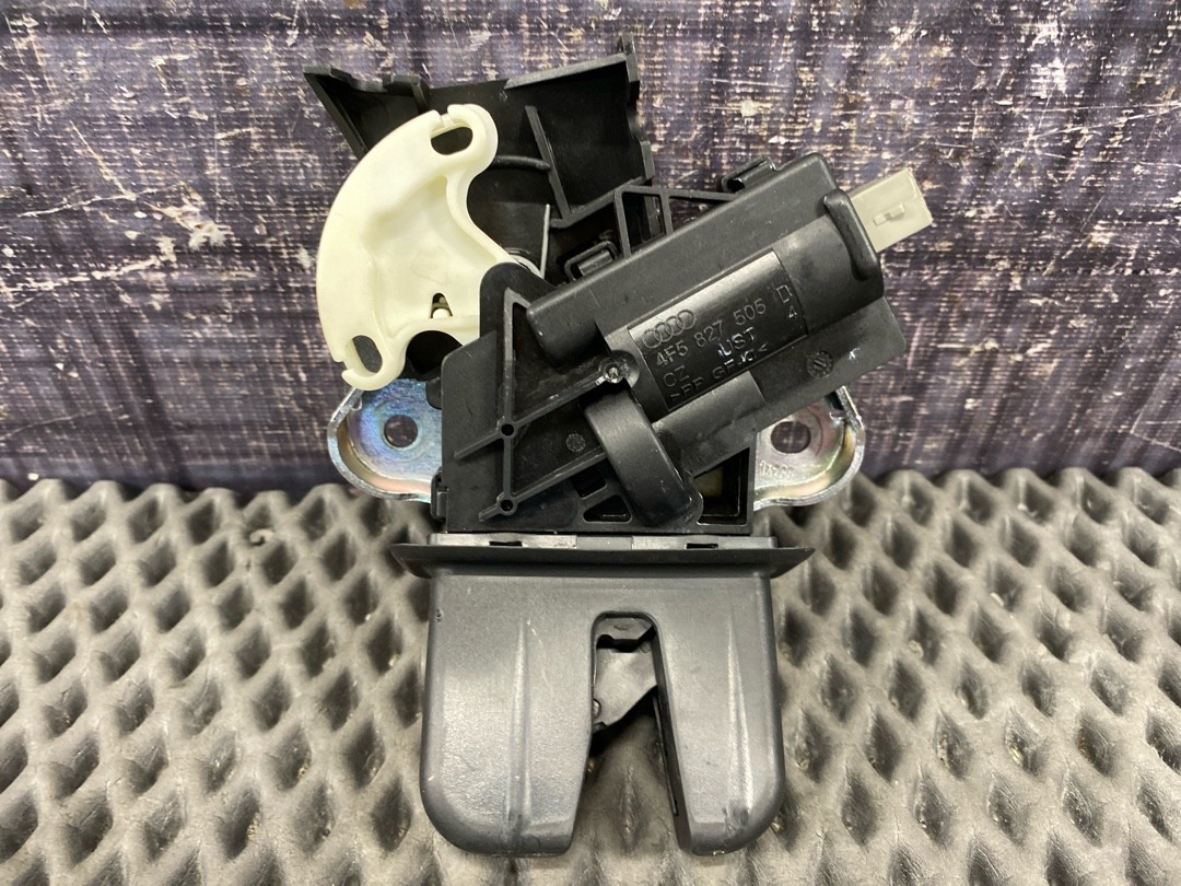 Замок багажника, 2860 рублей, Красноярск