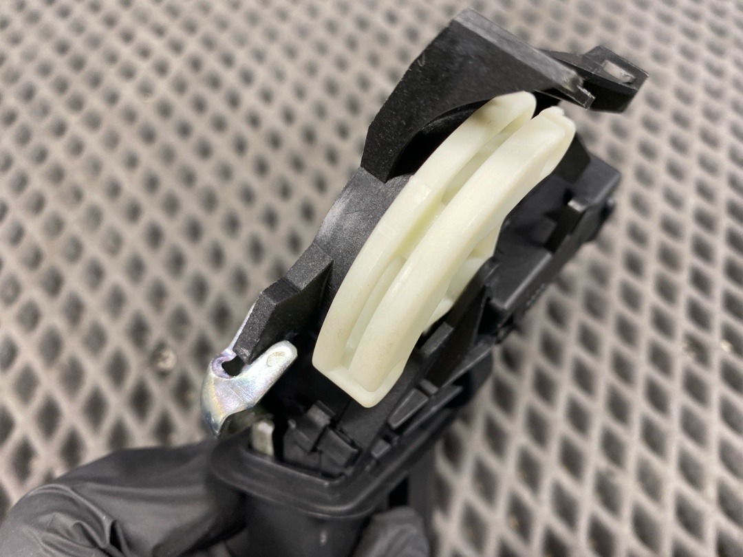 Замок багажника, 2860 рублей, Красноярск