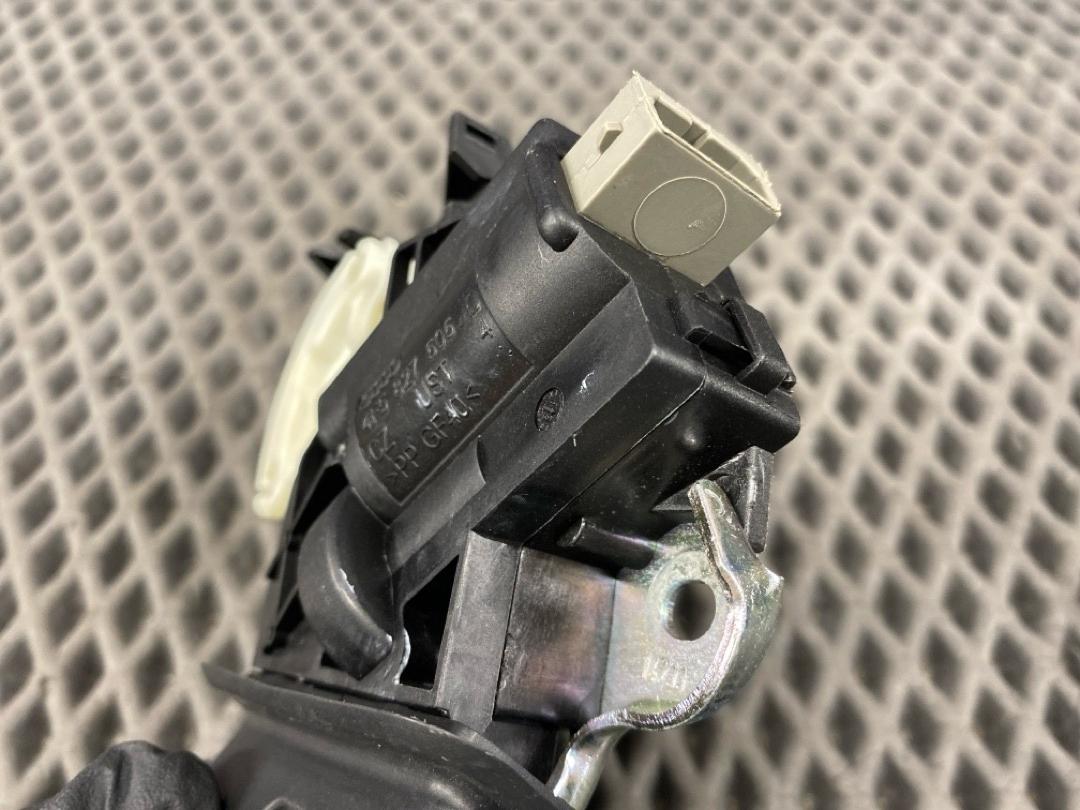 Замок багажника, 2860 рублей, Красноярск