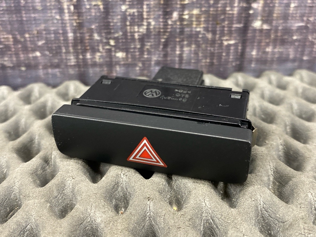 Кнопка аварийной остановки, 1130 рублей, Красноярск