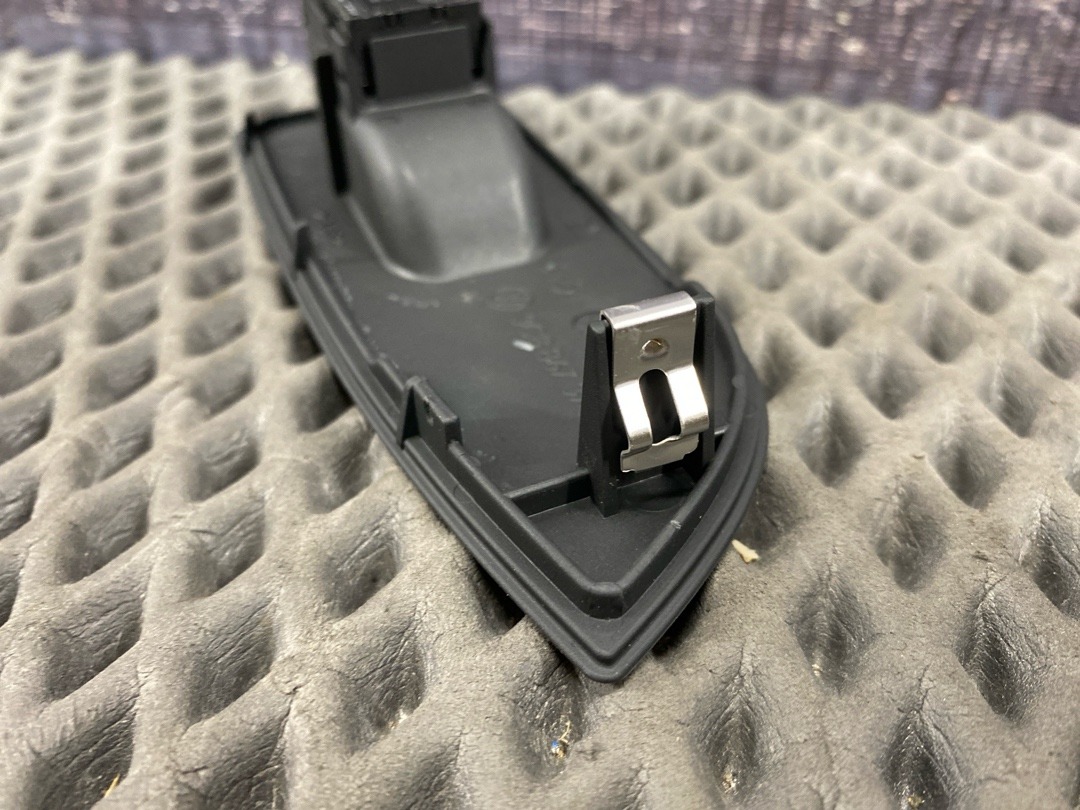 Кнопка стеклоподъемника, 890 рублей, Красноярск