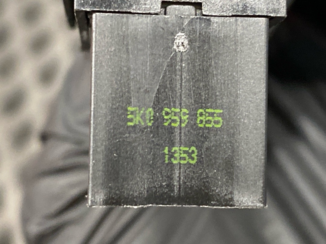 Кнопка стеклоподъемника, 890 рублей, Красноярск