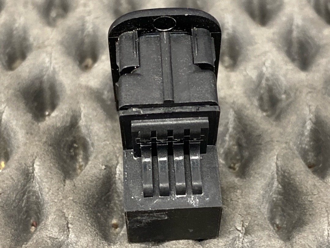 Кнопка отключения сигнализации, 1130 рублей, Красноярск