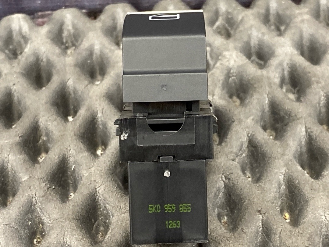 Кнопка стеклоподъемника, 620 рублей, Красноярск