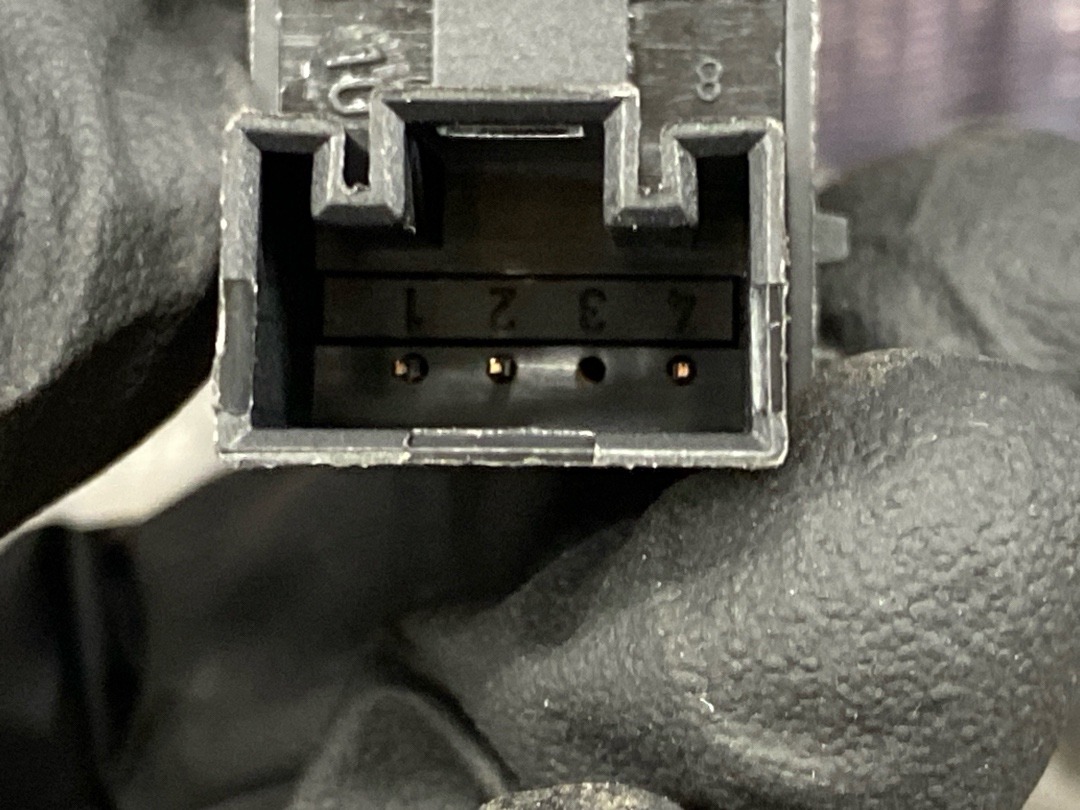 Кнопка стеклоподъемника, 620 рублей, Красноярск