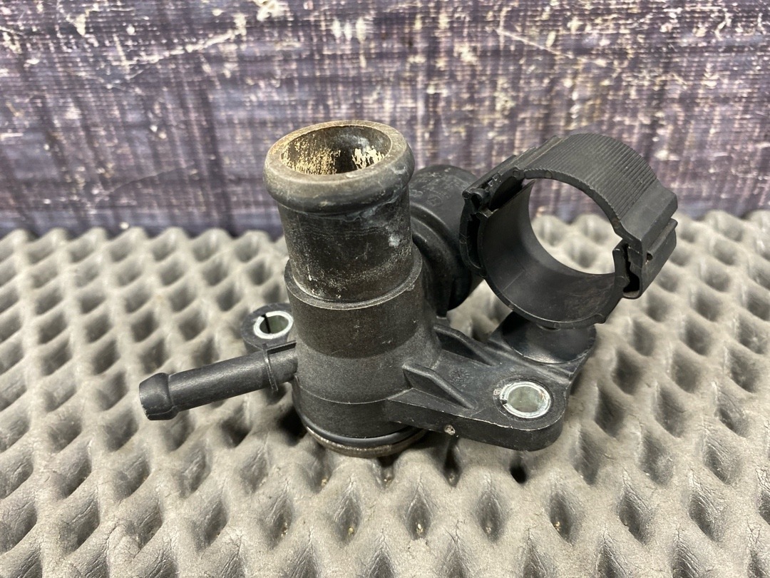 Фланец системы охлаждения, 1360 рублей, Красноярск