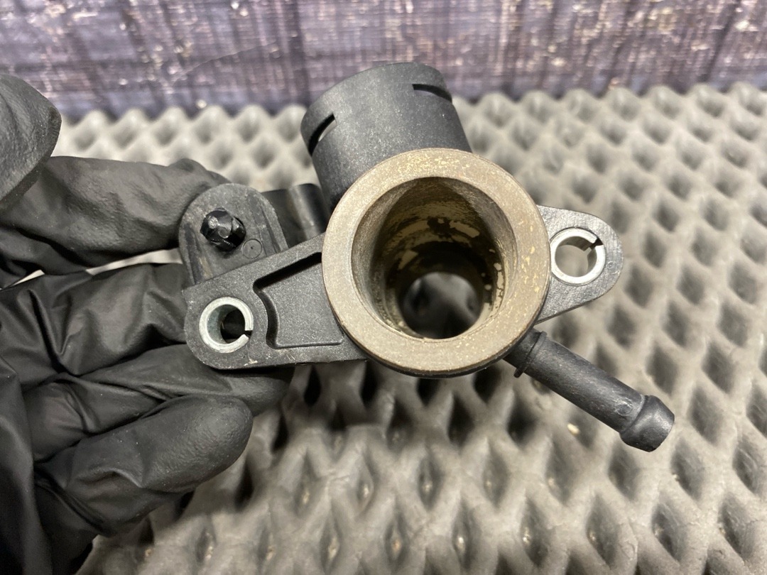 Фланец системы охлаждения, 1360 рублей, Красноярск