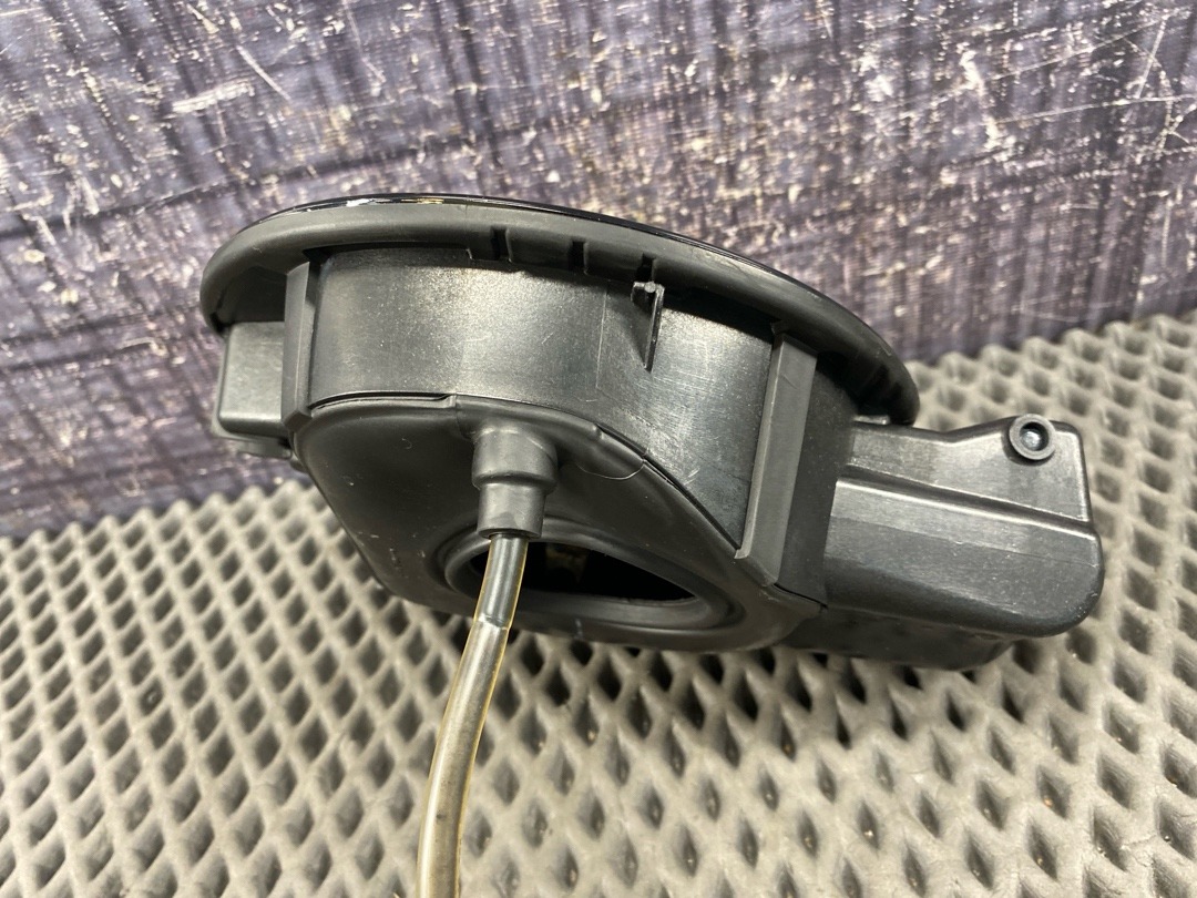 Лючок бензобака, 2860 рублей, Красноярск