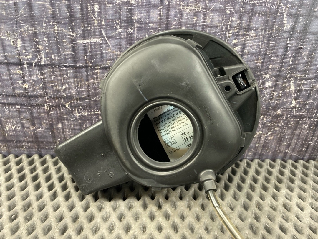 Лючок бензобака, 2860 рублей, Красноярск