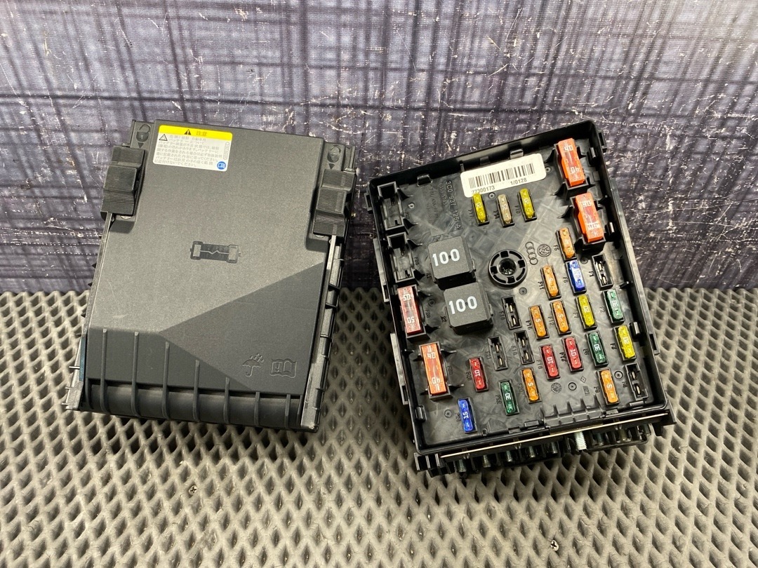 Блок предохранителей, 2820 рублей, Красноярск