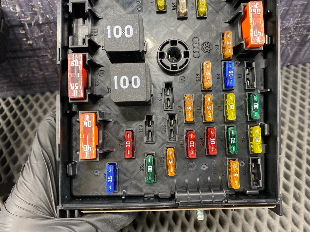 Блок предохранителей, 2820 рублей, Красноярск