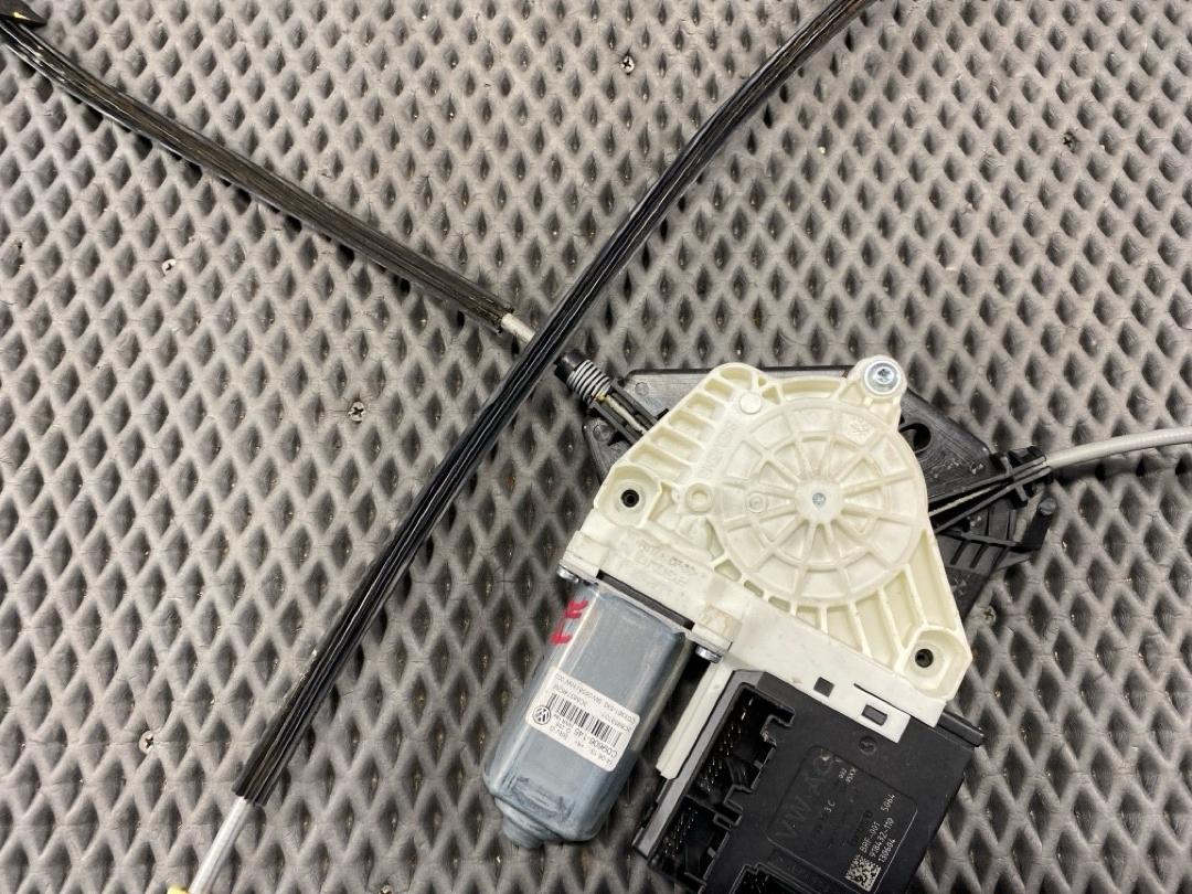 Стеклоподъемник, 3210 рублей, Красноярск