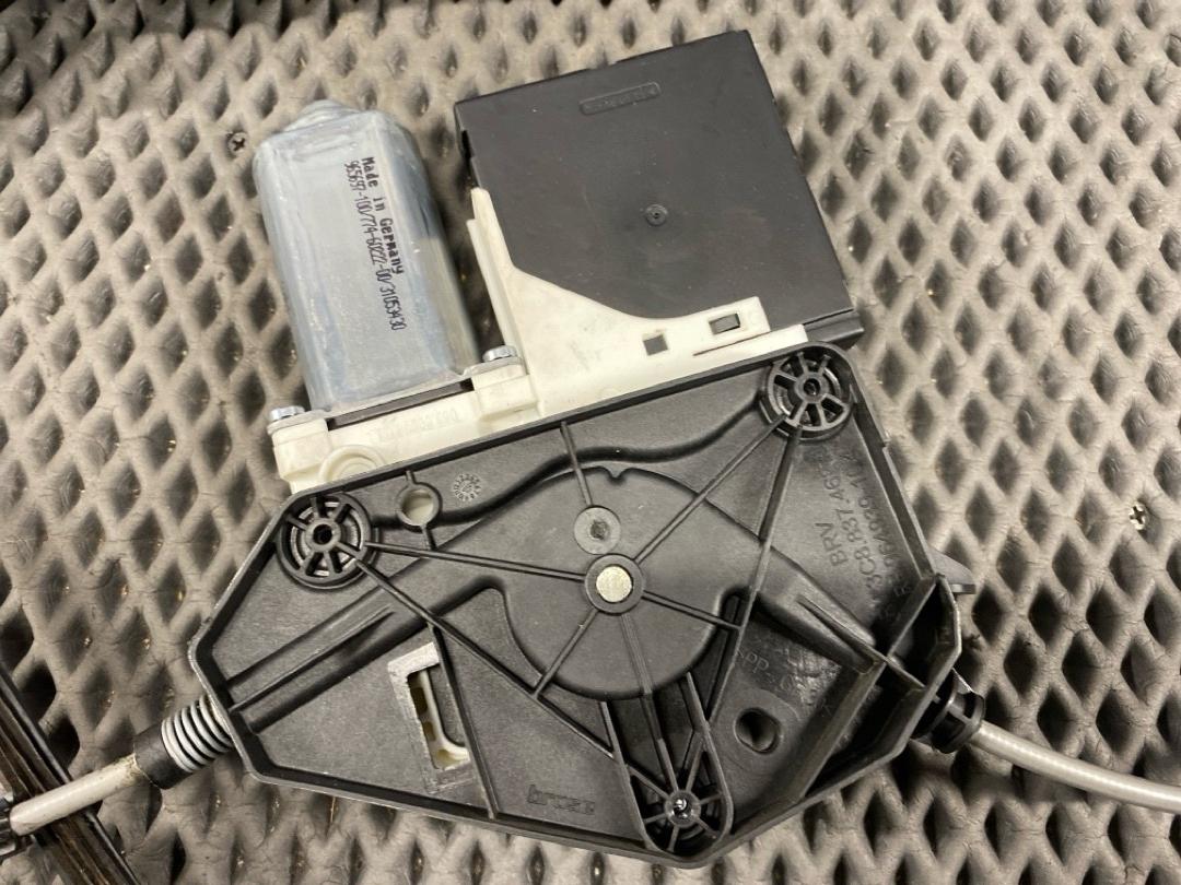 Стеклоподъемник, 3210 рублей, Красноярск