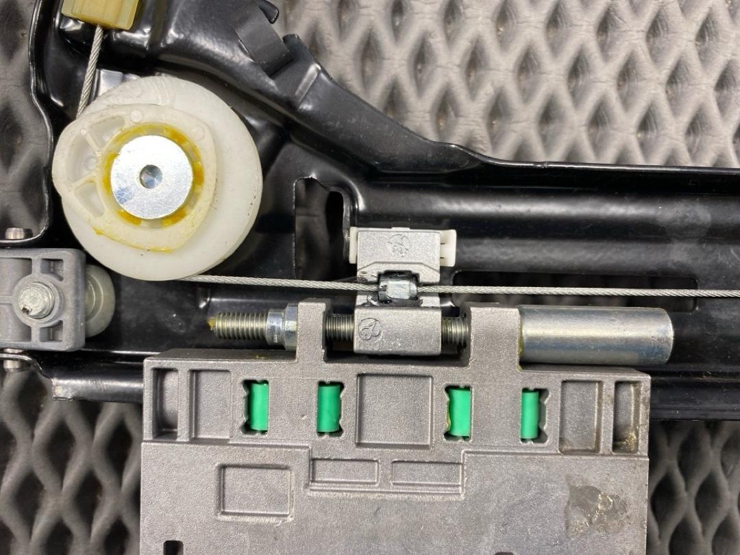 Стеклоподъемник, 3210 рублей, Красноярск