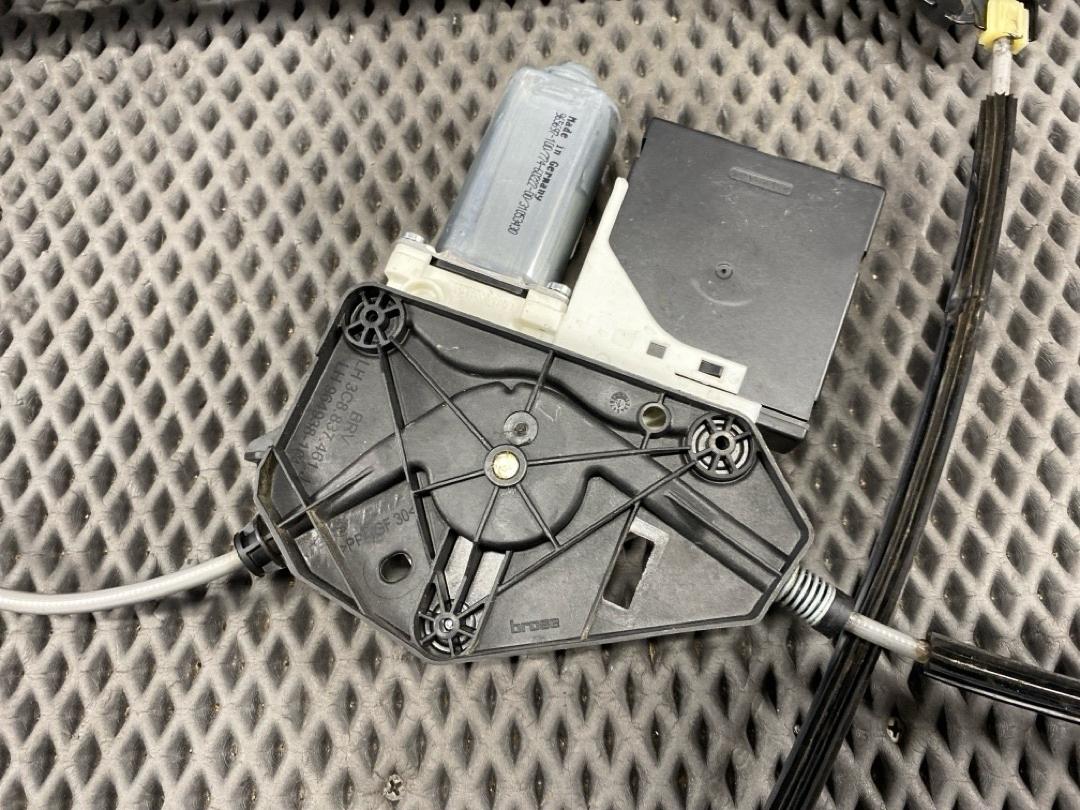 Стеклоподъемник, 3210 рублей, Красноярск