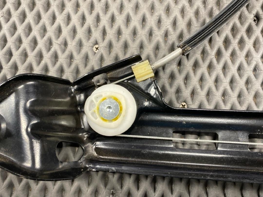 Стеклоподъемник, 3210 рублей, Красноярск