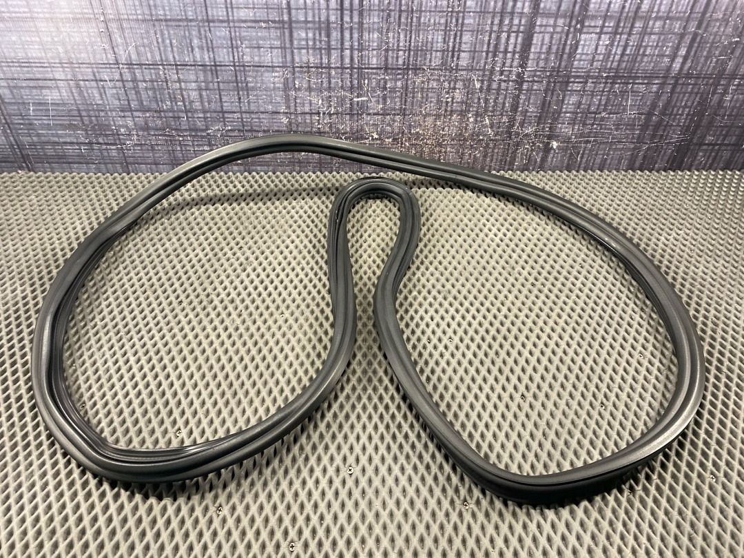 Уплотнитель крышки багажника, 1930 рублей, Красноярск