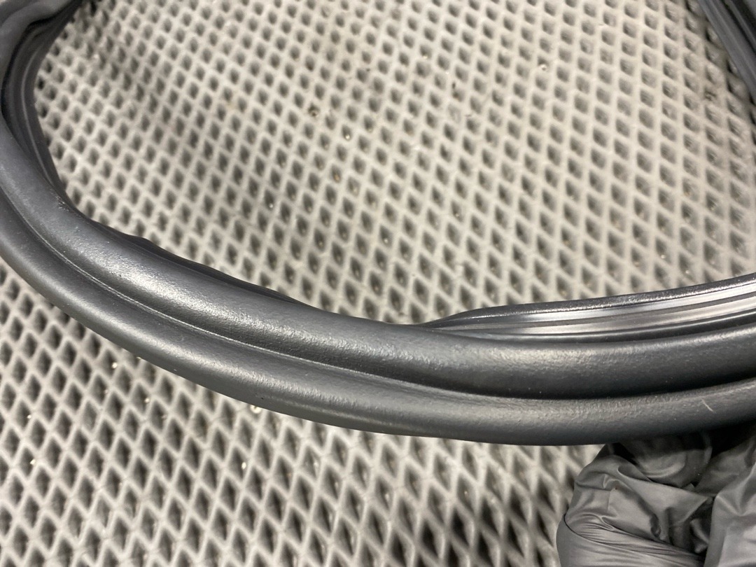 Уплотнитель крышки багажника, 1930 рублей, Красноярск