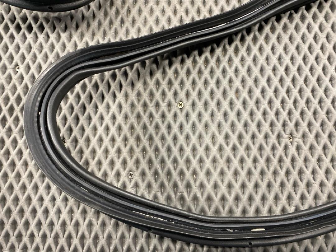 Уплотнитель крышки багажника, 1930 рублей, Красноярск