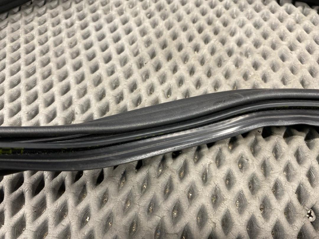 Уплотнитель крышки багажника, 1930 рублей, Красноярск