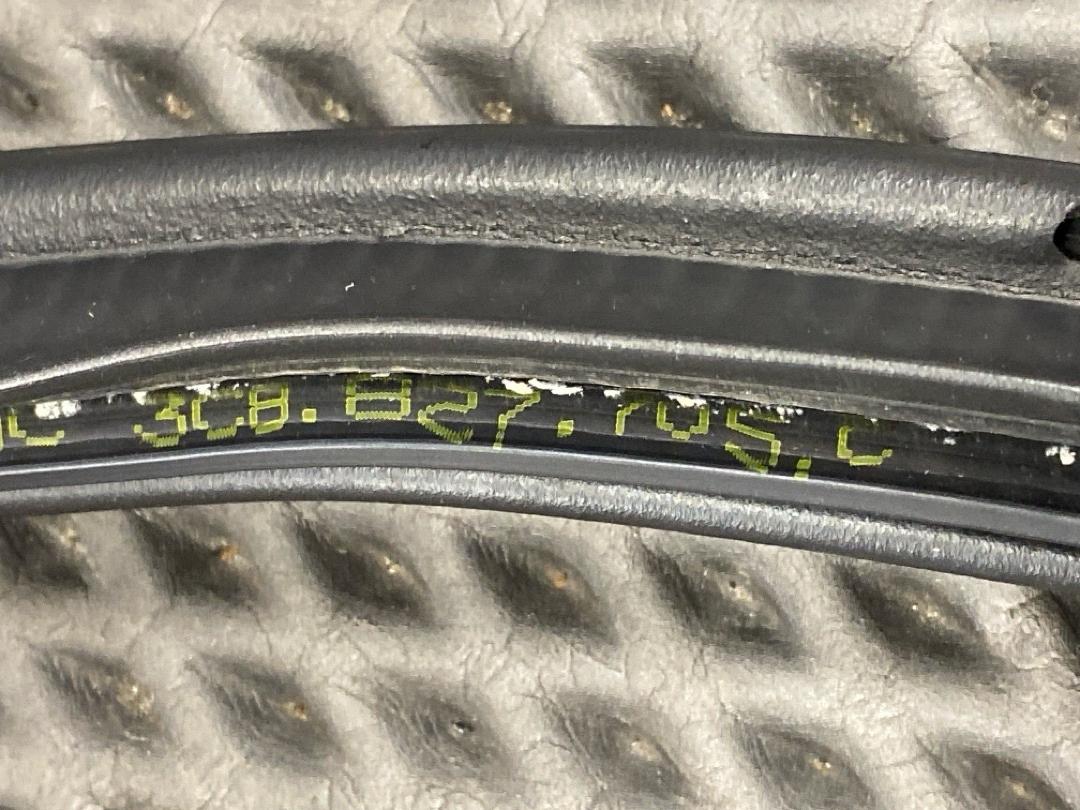 Уплотнитель крышки багажника, 1930 рублей, Красноярск