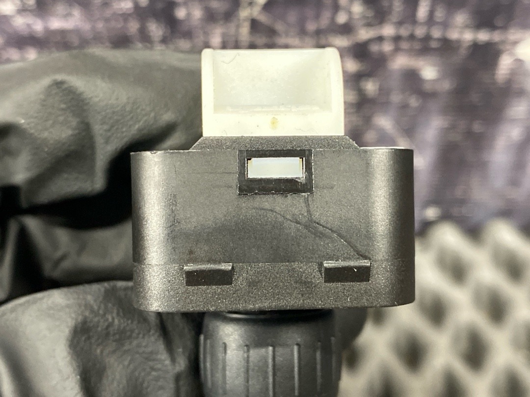 Кнопка регулировки зеркал, 1340 рублей, Красноярск