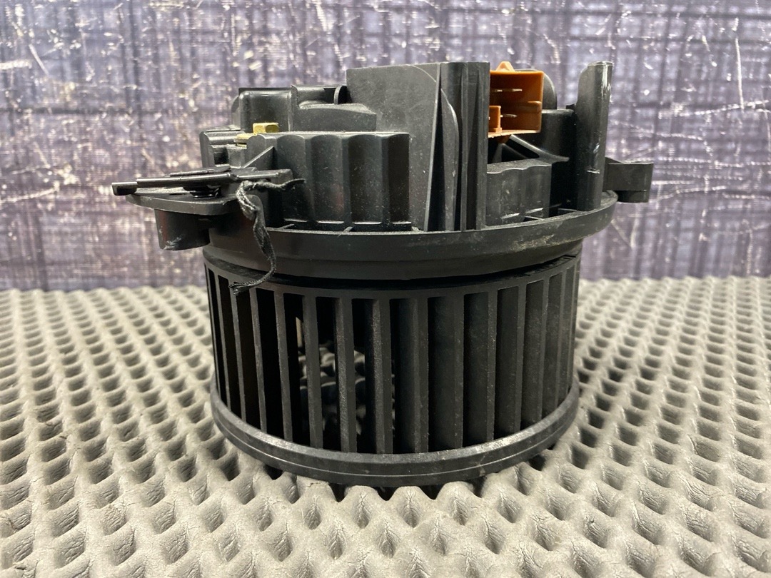 Мотор печки, 2560 рублей, Красноярск